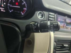 LAND-ROVER Discovery Sport 2.0L TD4 4×4 Pure