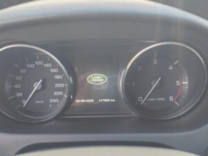 LAND-ROVER Discovery Sport 2.0L TD4 4×4 Pure