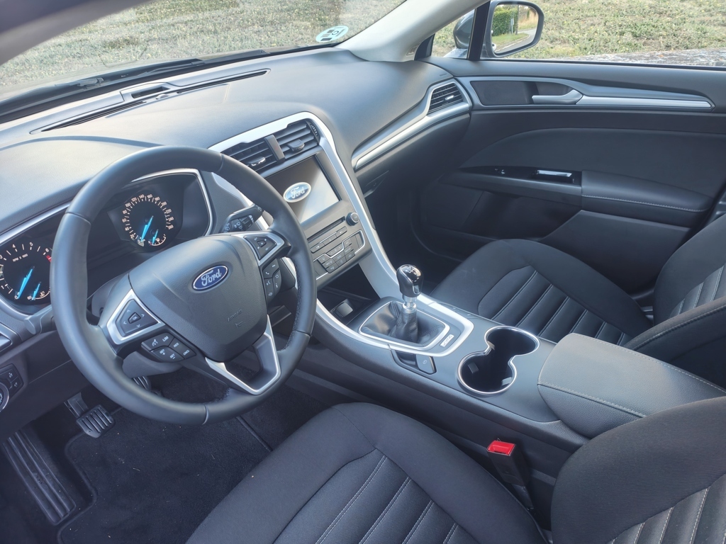 FORD Mondeo 1.5 EcoBoost Titanium
