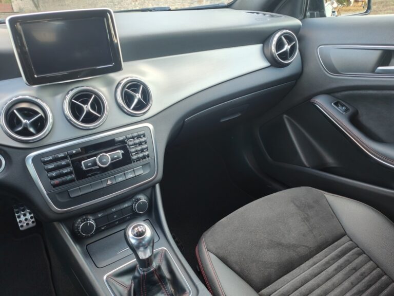 MERCEDES-BENZ Clase GLA 200 CDI AMG Line