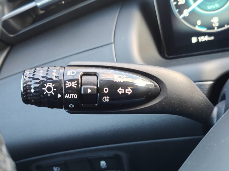 HYUNDAI Tucson 1.6 TGDI 48V Maxx Sky