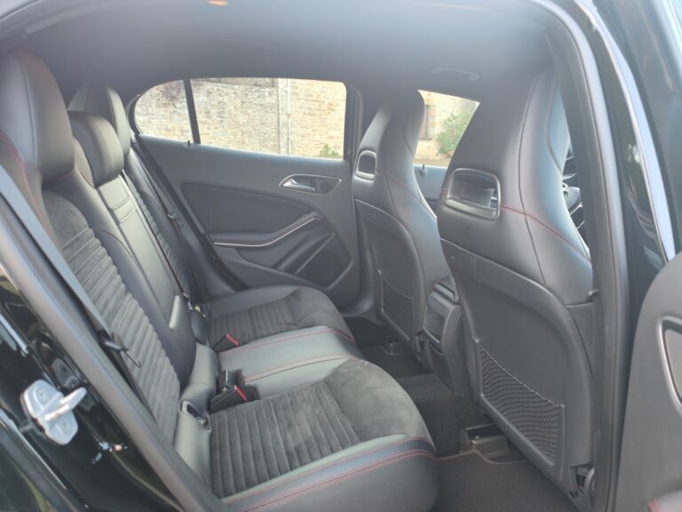 MERCEDES-BENZ Clase GLA 200 CDI AMG Line