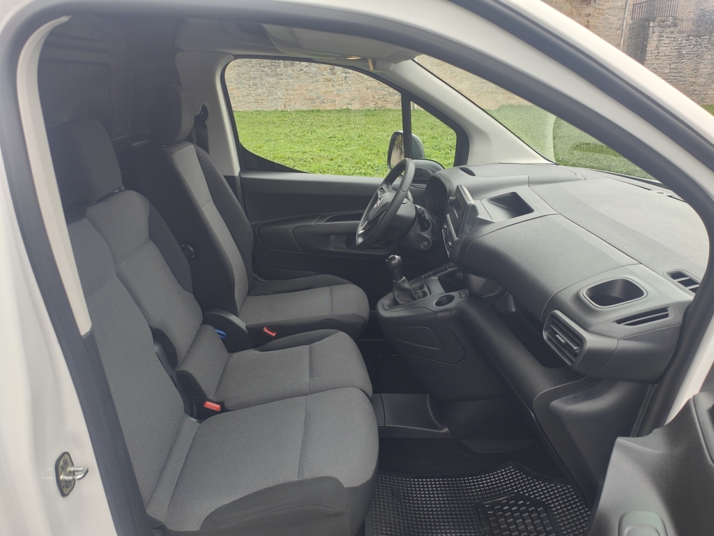 OPEL Combo 1.6 TD Select L H1 650kg