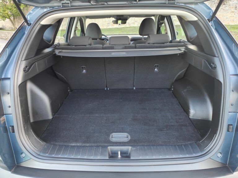 HYUNDAI Tucson 1.6 TGDI 48V Maxx Sky