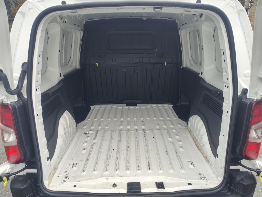 OPEL Combo 1.6 TD Select L H1 650kg