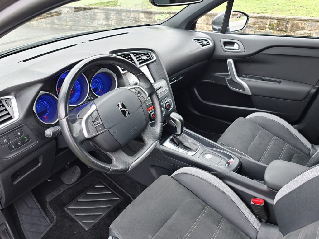 DS DS4 1.6BLUEHDI STYLE EAT6 120cv