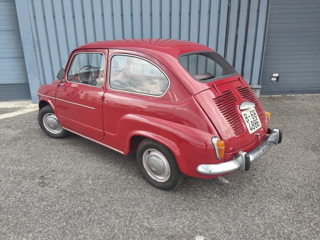 SEAT 600-D