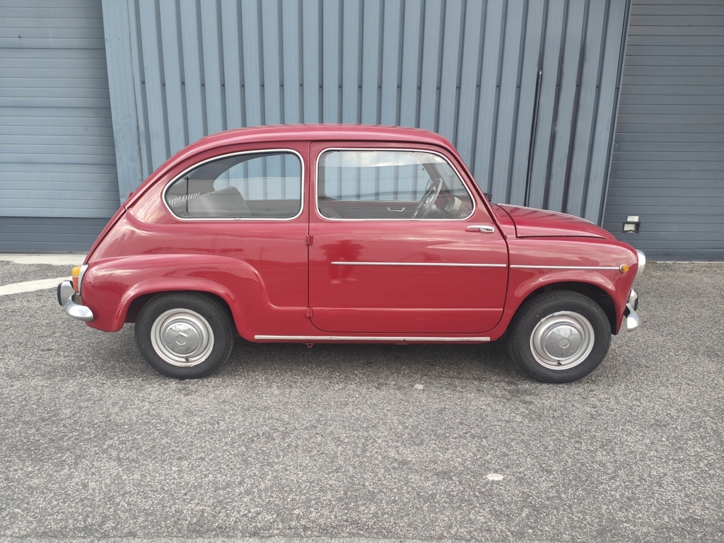 SEAT 600-D