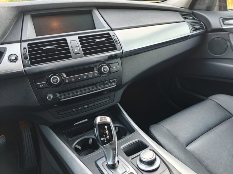 BMW X5 3.0sd 286cv