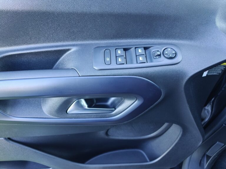 PEUGEOT RIFTER 1.5BLUEHDI ALLURE 130CV