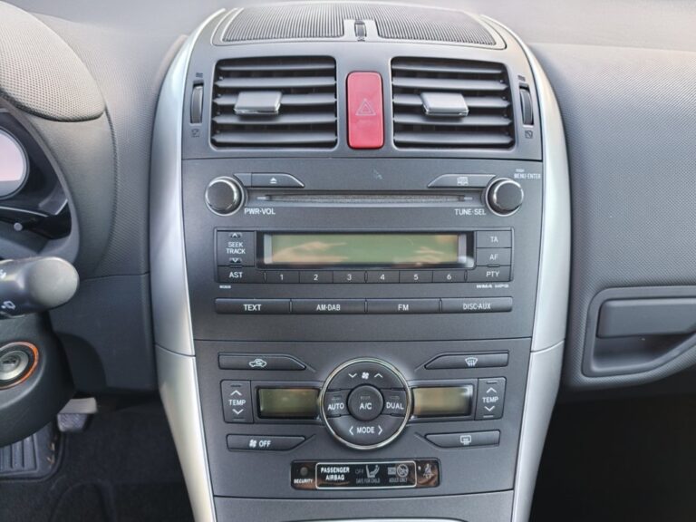 TOYOTA AURIS 1.4D-4D DPF ACTIVE 90cv