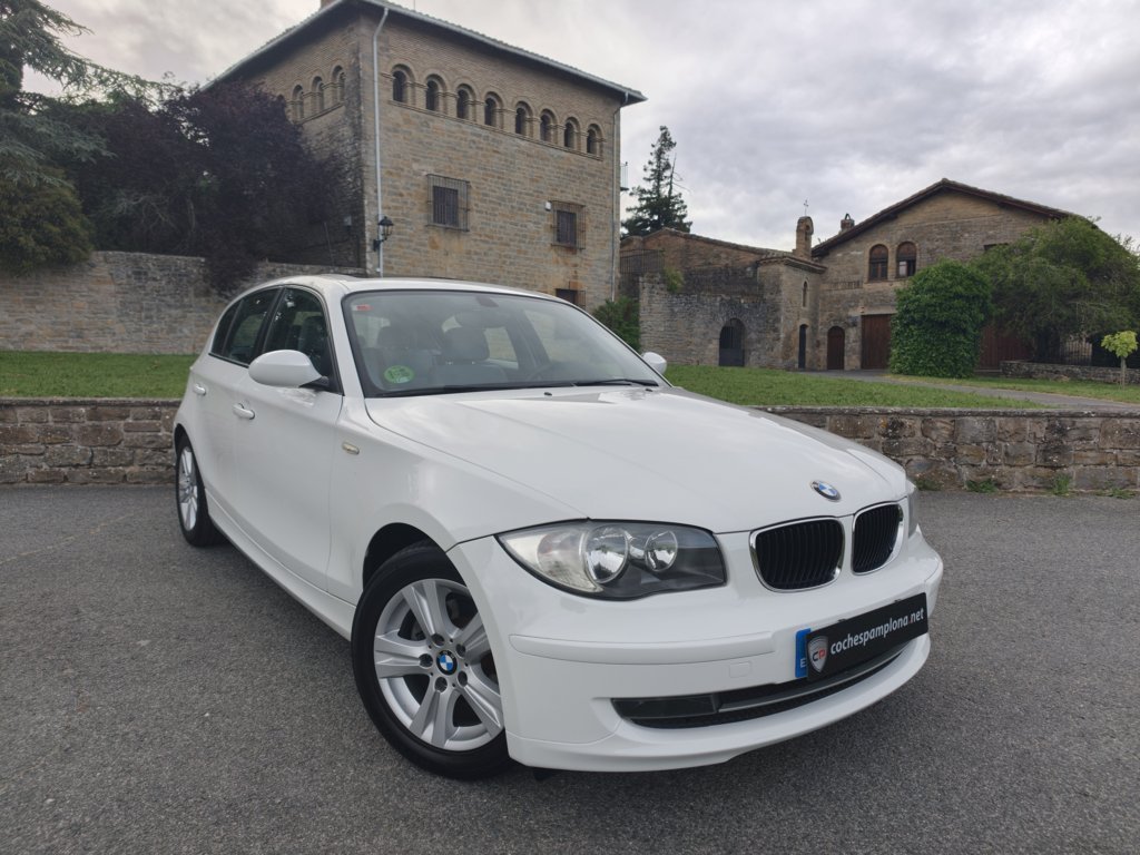BMW 116i 2.0 ESSENCE 122cv 1531GMN