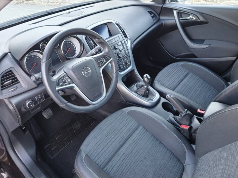 OPEL ASTRA SEDAN 1.6CDTI ELEGANCE 136cv