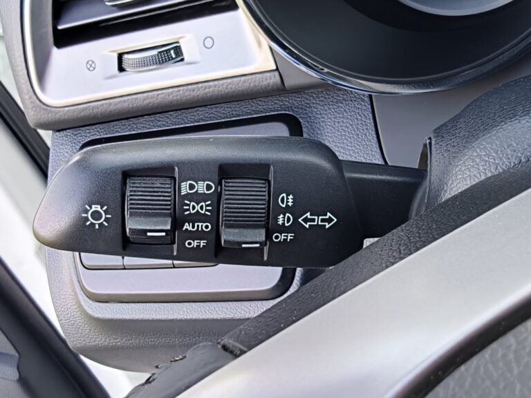 SSANGYONG TIVOLI D1.6T LIMITED 4×2 115cv
