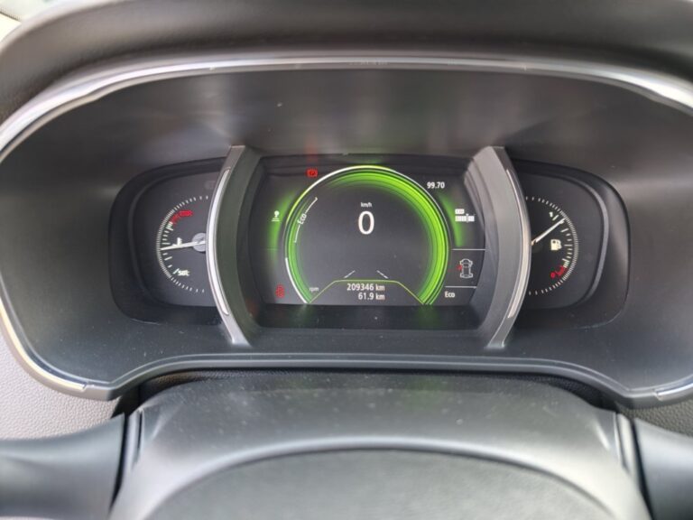 RENAULT MEGANE 1.5 DCI INTENS ENERGY 110