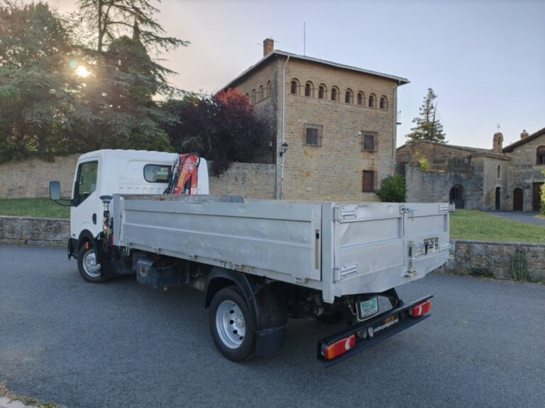 NISSAN CABSTAR 3512 2.5DCI BASCULANTE GRUA 122CV