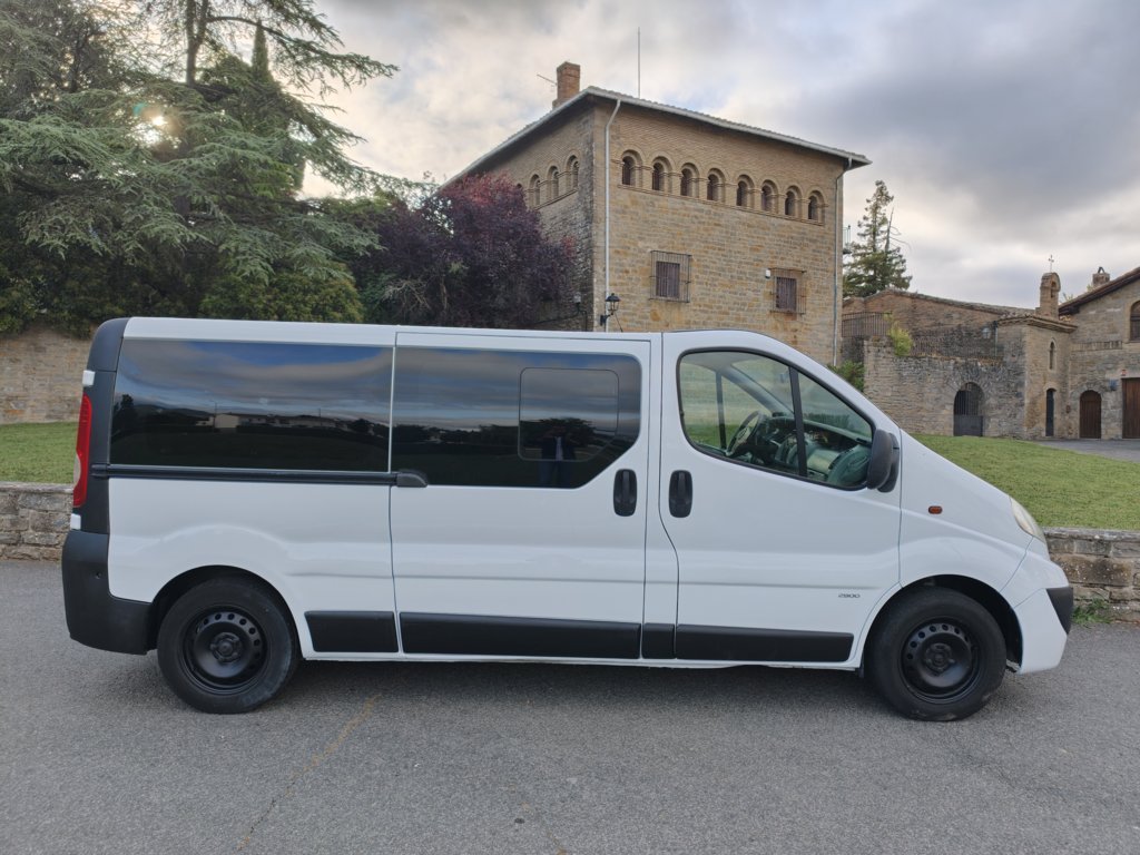 OPEL Vivaro 2.0 CDTI 114 CV L2 2.9t Combi9