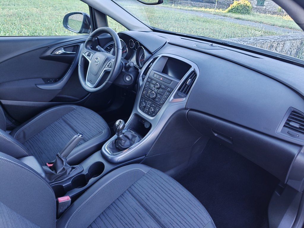 OPEL ASTRA SEDAN 1.6CDTI ELEGANCE 136cv