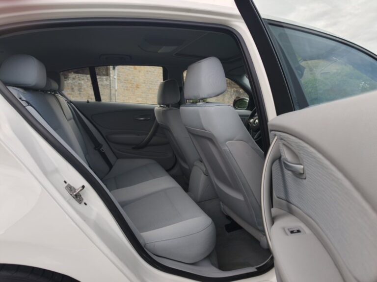 BMW 116i 2.0 ESSENCE 122cv