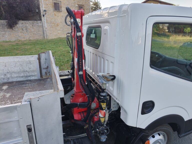 NISSAN CABSTAR 3512 2.5DCI BASCULANTE GRUA 122CV