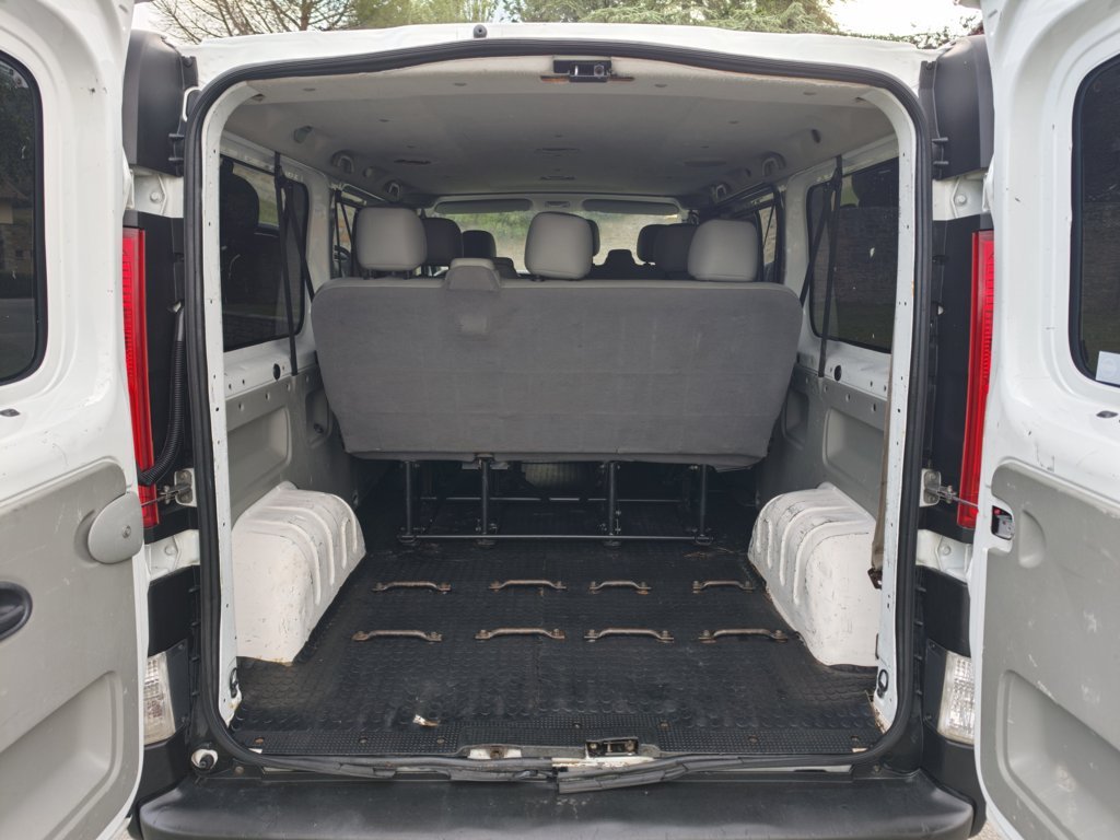 OPEL Vivaro 2.0 CDTI 114 CV L2 2.9t Combi9