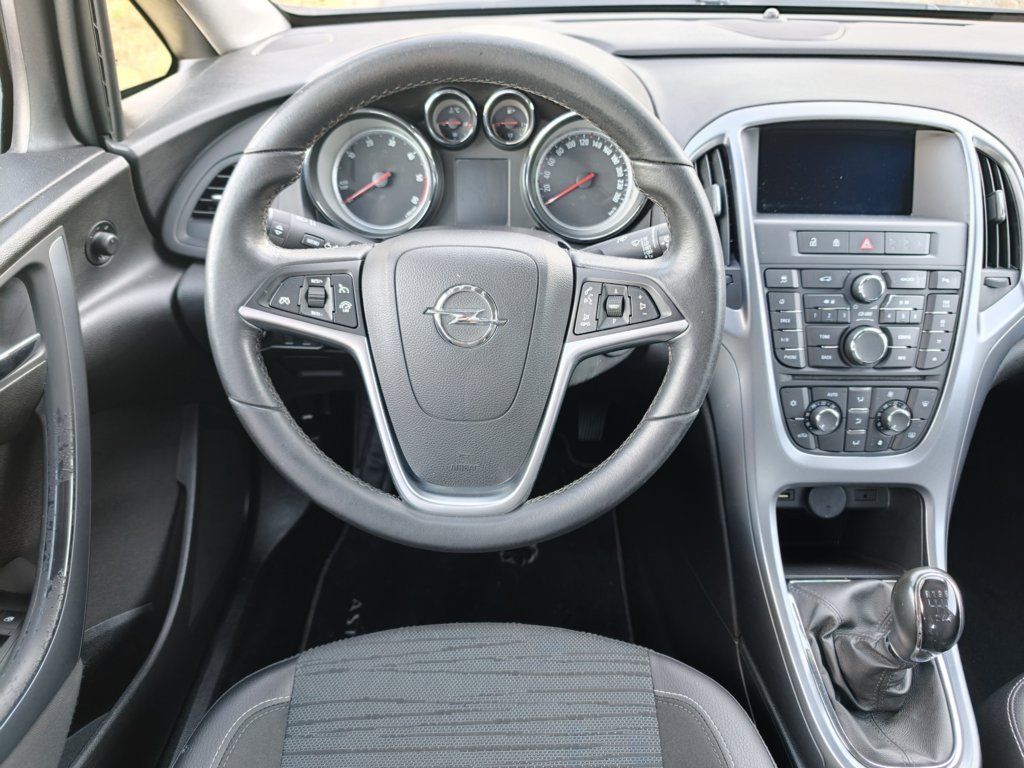 OPEL ASTRA SEDAN 1.6CDTI ELEGANCE 136cv