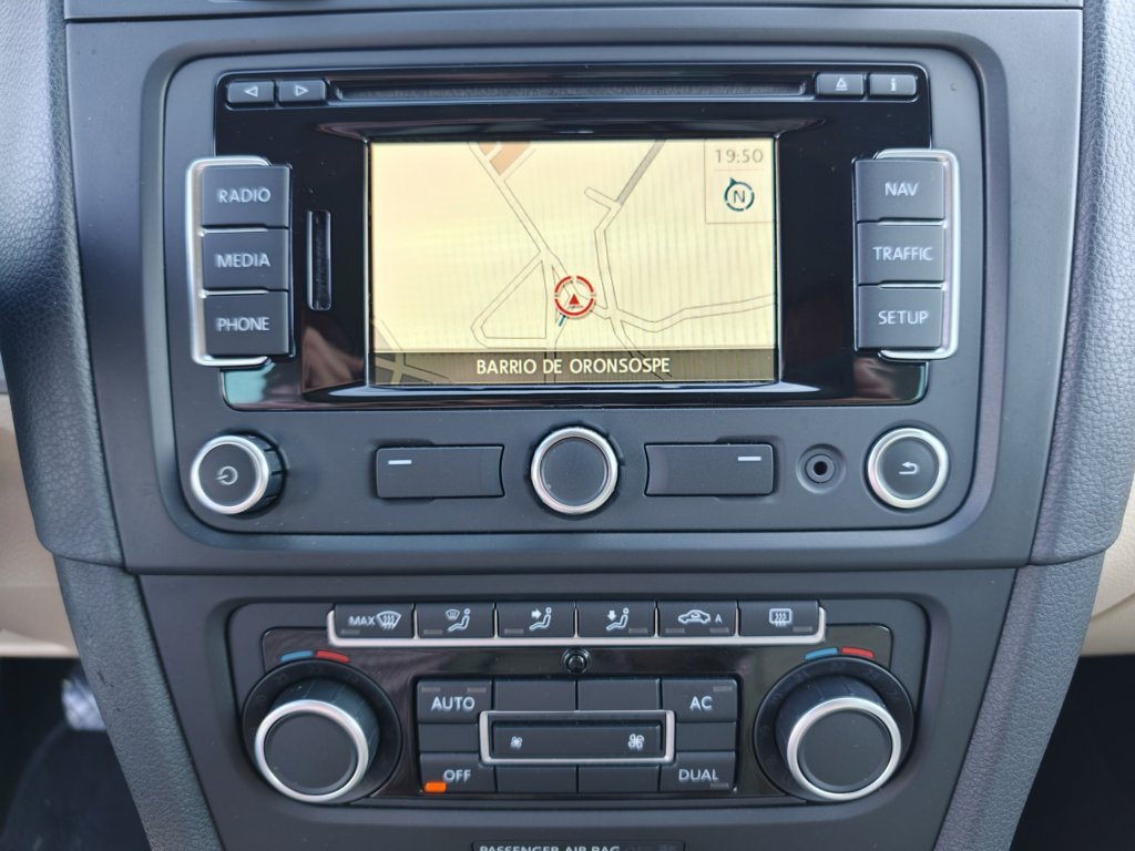 VW GOLF VARIANT 1.6TDI 105cv SPORT