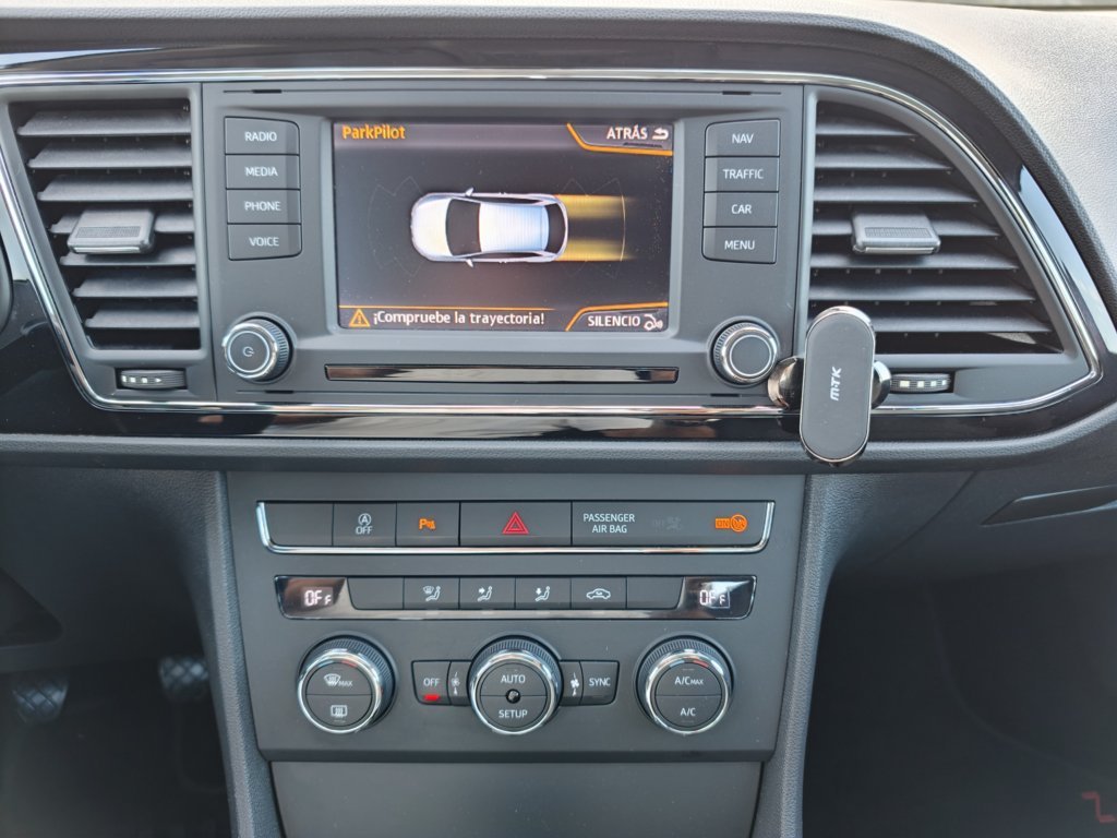 SEAT LEON SC 1.6TDI STYLE  105cv