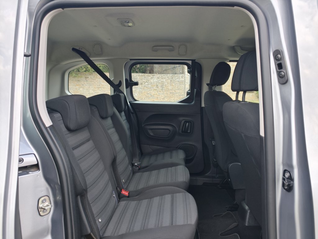 OPEL COMBO LIFE 1.5TD SELECTIVE 102cv