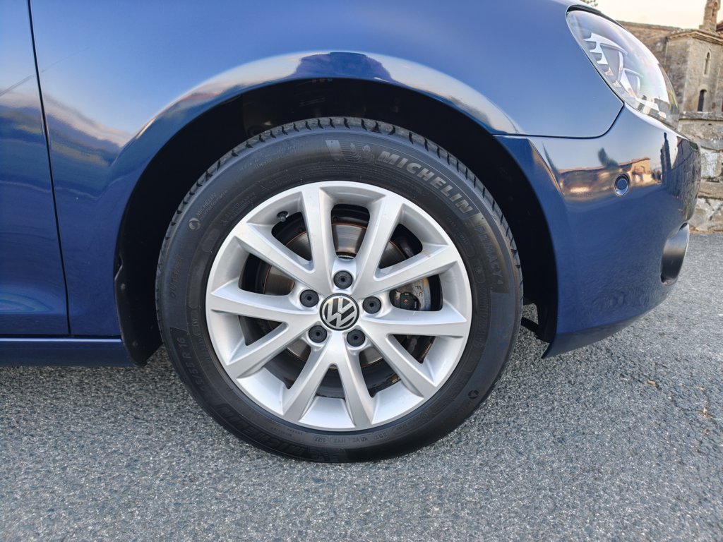 VW GOLF VARIANT 1.6TDI 105cv SPORT
