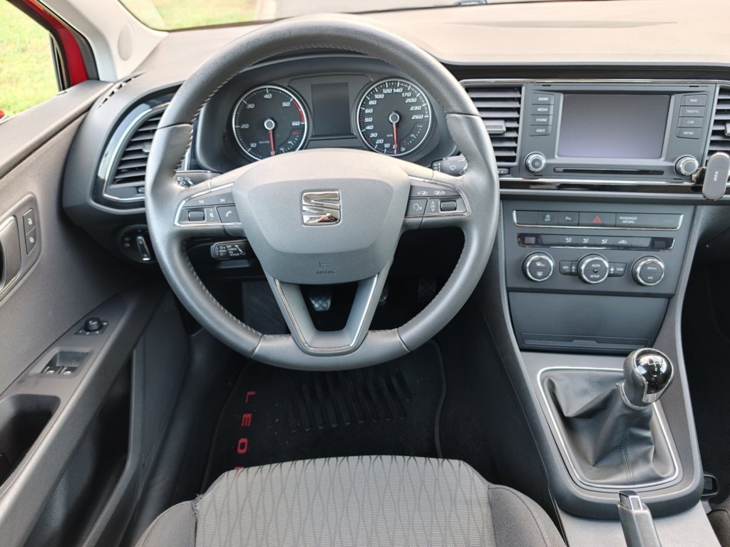 SEAT LEON SC 1.6TDI STYLE  105cv