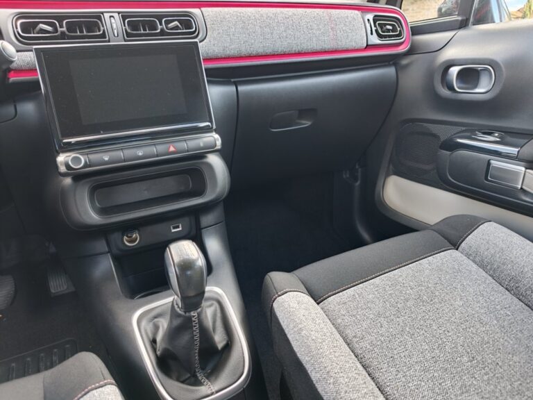 CITROEN C3 1.2PureTech Shine 82cv