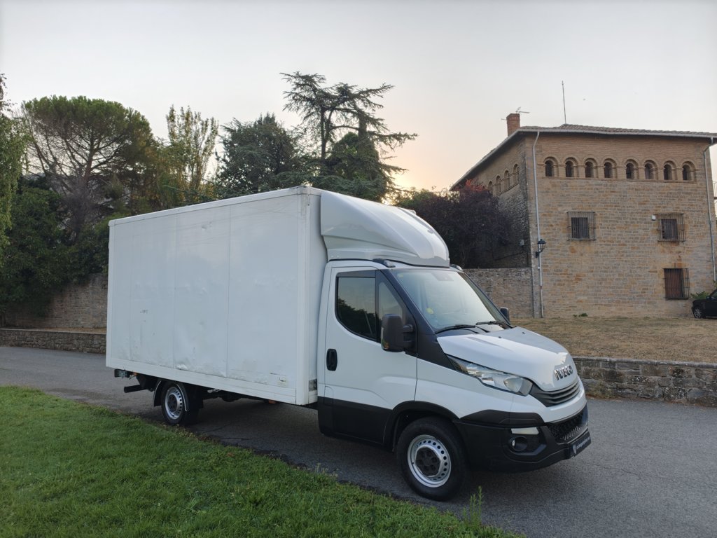 IVECO 35C16 CAJA CABINA + PL-ELE 156cv