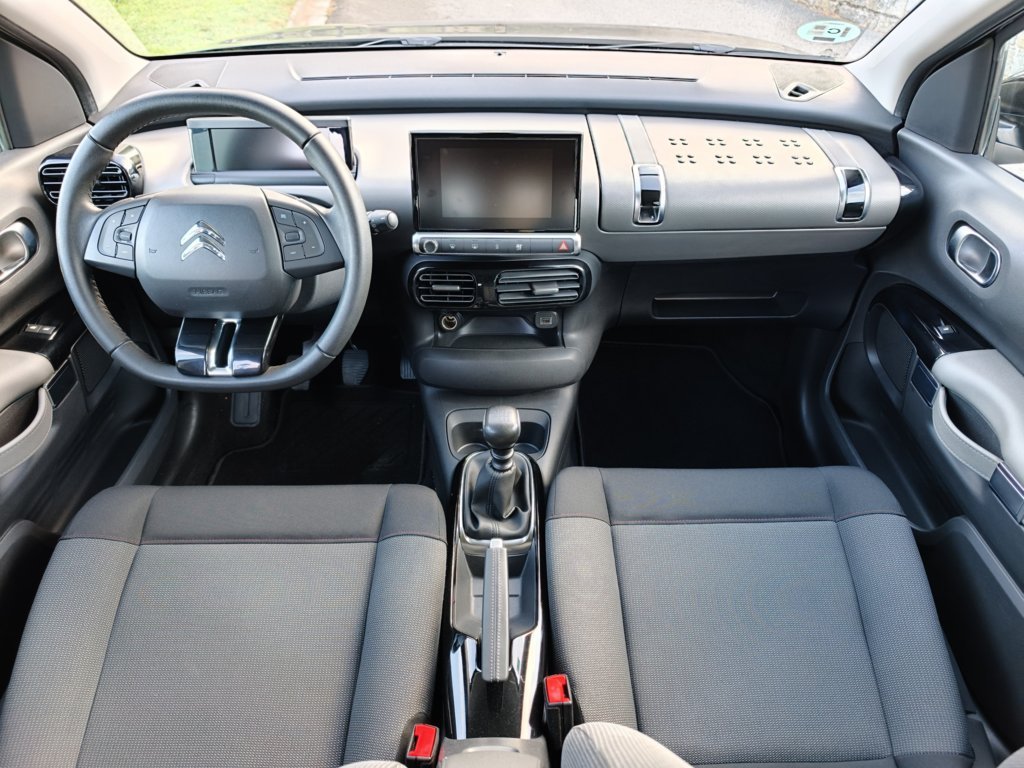 CITROEN C4 CACTUS BLUEHDI SHINE 102cv