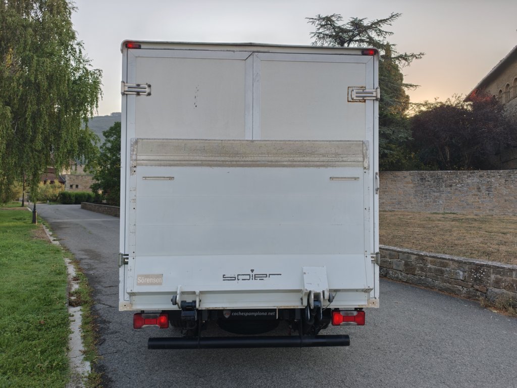 IVECO 35C16 CAJA CABINA + PL-ELE 156cv