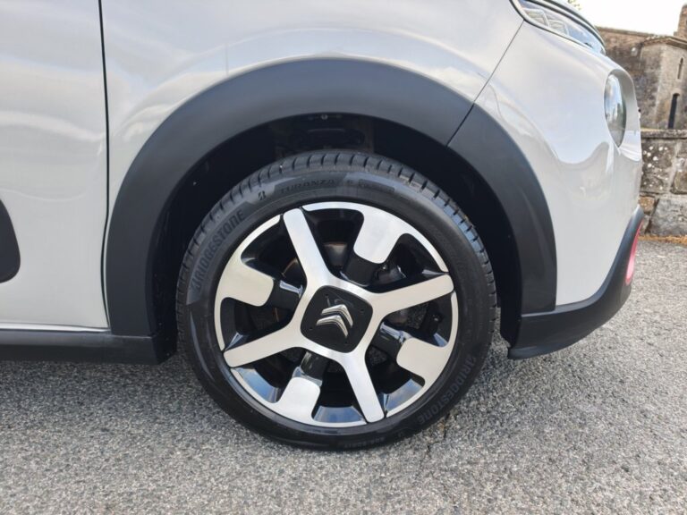 CITROEN C3 1.2PureTech Shine 82cv