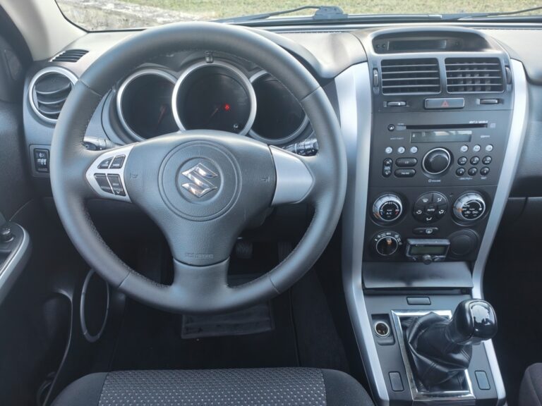 SUZUKI GRAND VITARA 1.9DDIS JLX T-I 5PT 129CV