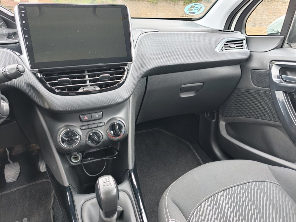 PEUGEOT 2008 1.2VTI ACCESS 82cv