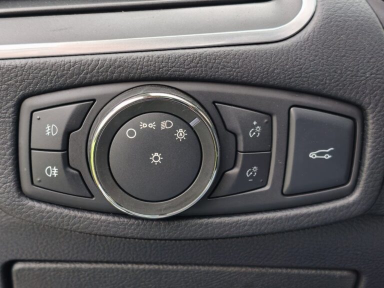 FORD S-MAX 2.0TDCI TITANIUM PowerShift AWD 7PL 179cv