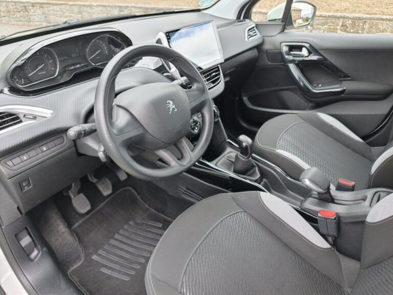 PEUGEOT 2008 1.2VTI ACCESS 82cv