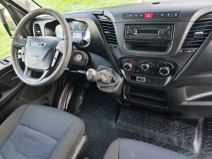 IVECO Daily 35C 15 2.3 3750 CAJA CABINA + PL-ELE 146cv
