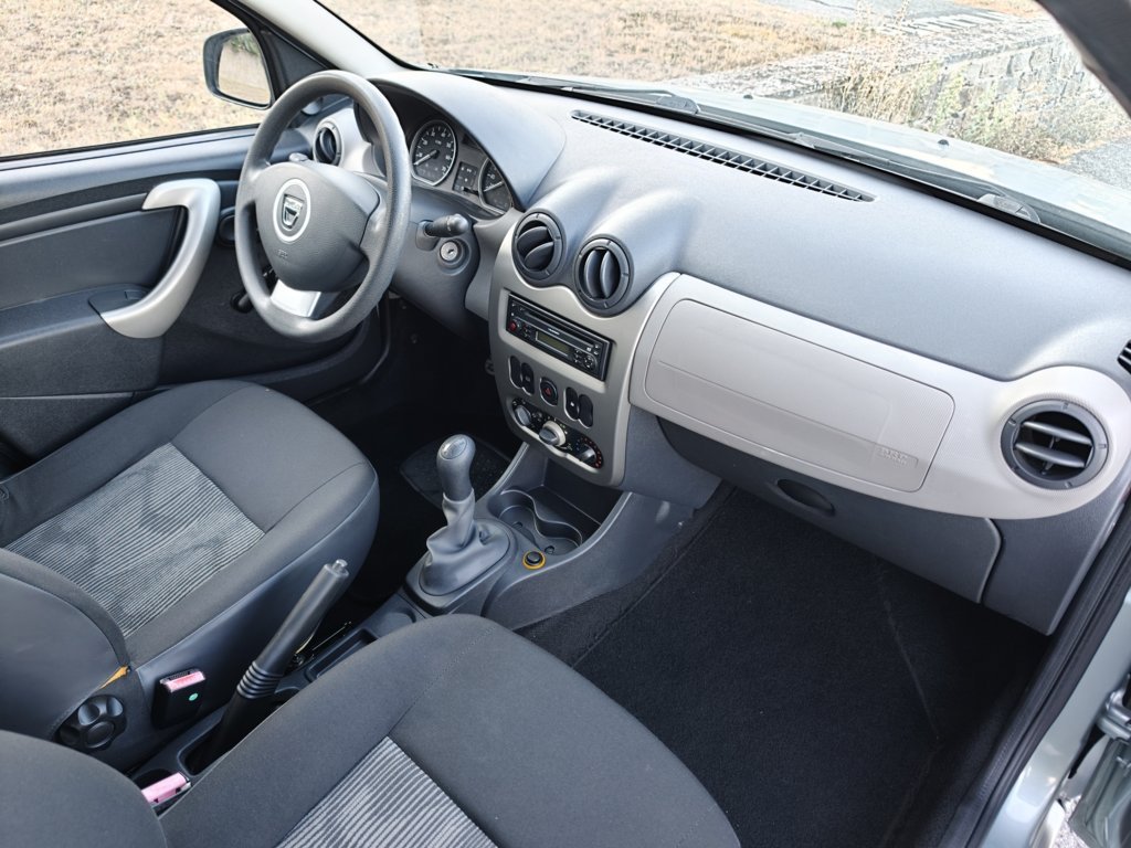 DACIA SANDERO 1.2 BASE A/A 16V 75cv