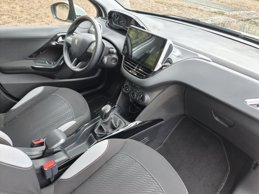 PEUGEOT 2008 1.2VTI ACCESS 82cv