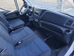 IVECO Daily 35C 15 2.3 3750 CAJA CABINA + PL-ELE 146cv