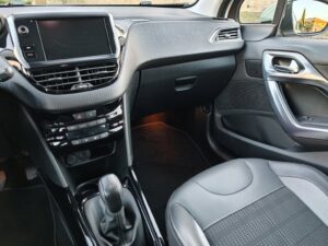 PEUGEOT 2008 1.2PureTech ALLURE 110cv