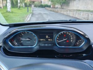 PEUGEOT 2008 1.2PureTech ALLURE 110cv