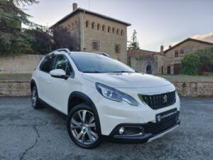 PEUGEOT 2008 1.2PureTech ALLURE 110cv
