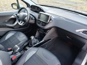 PEUGEOT 2008 1.2PureTech ALLURE 110cv